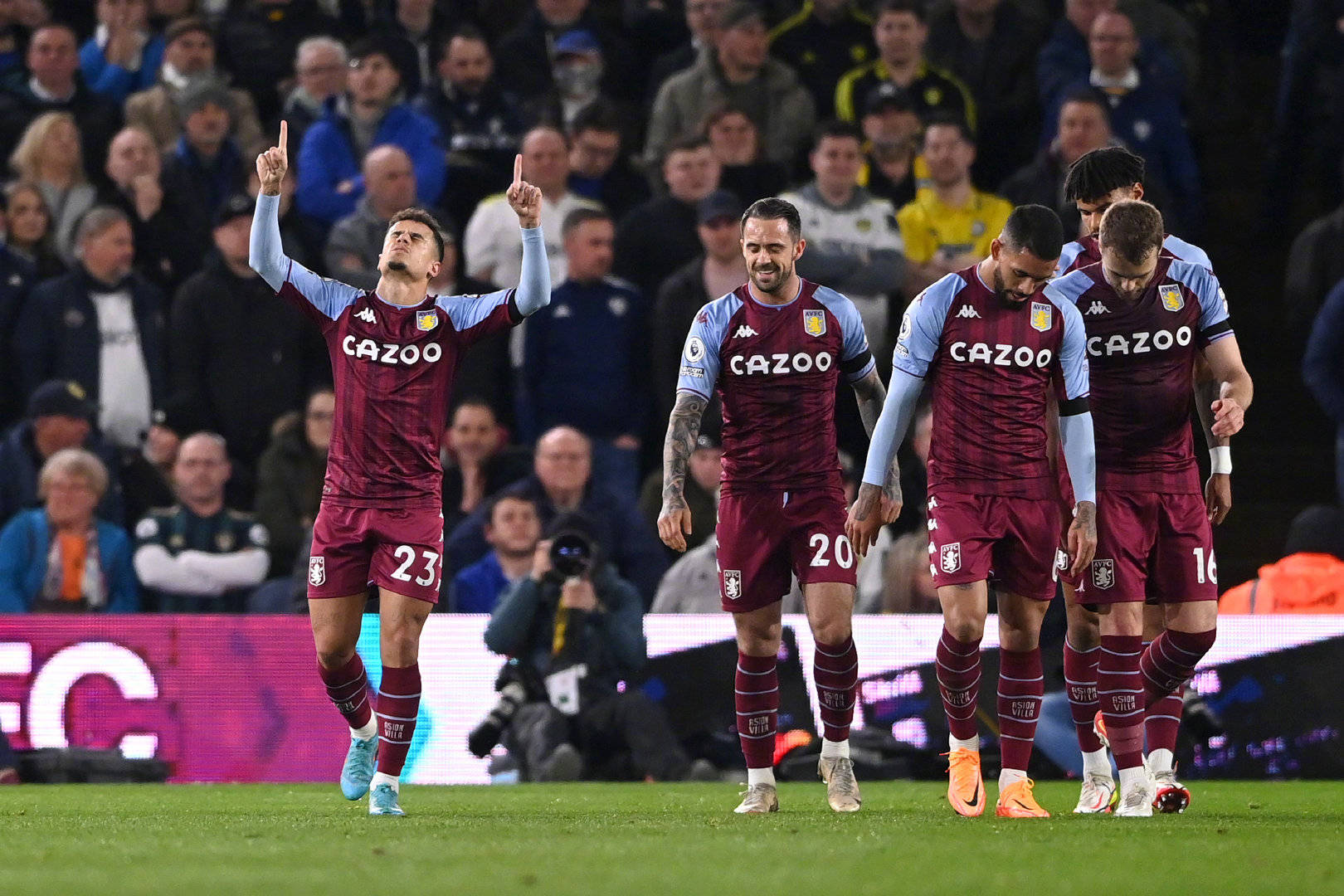 [棋牌]柯洁发视频完成AI任务 在西湖大喊AlphaGo这局不算.